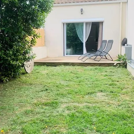 Jolie Maison Avec Jardin Holiday home Rochefort (Charente-Maritime)