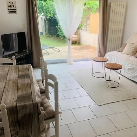 Jolie Maison Avec Jardin Rochefort (Charente-Maritime)